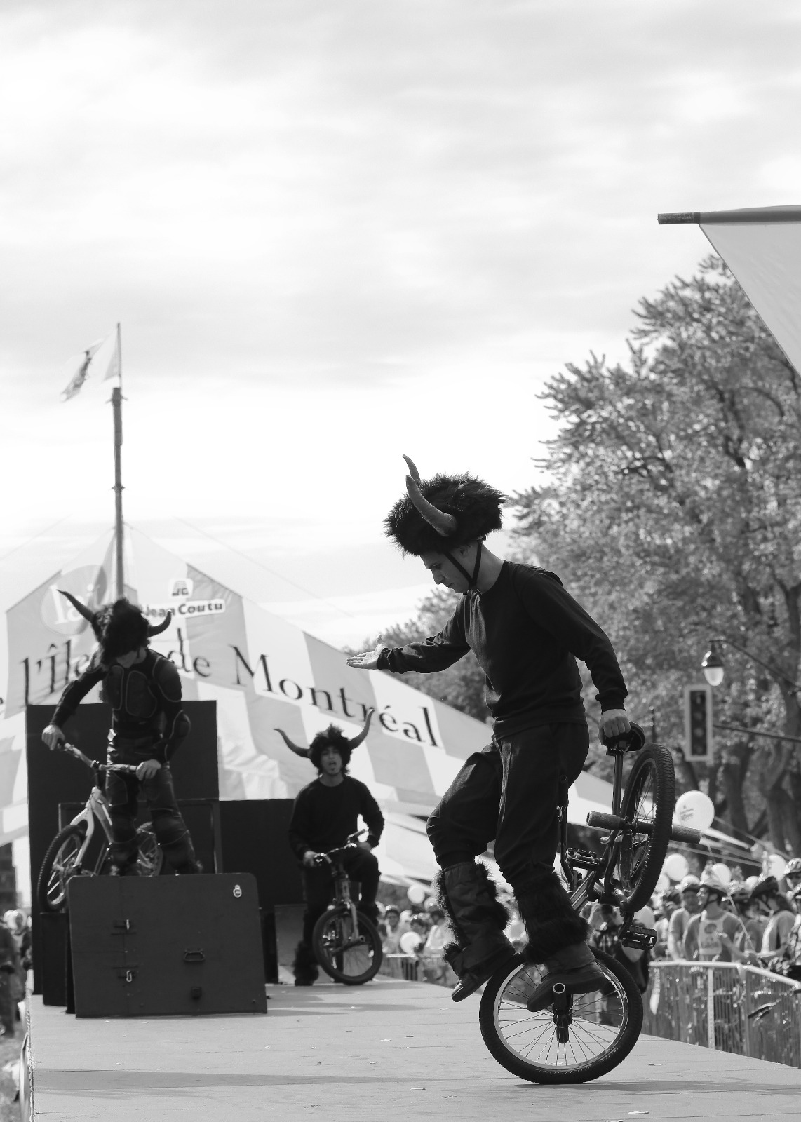Mustapha en spectacle avec le Cirque du Soleil